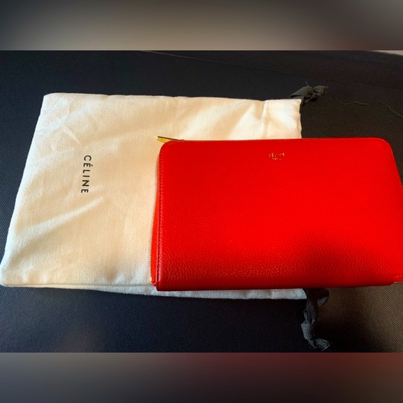 Sold to consignment Céline zip wallet. Red, a true red. Phoebe era. Excellent - Picture 3 of 8
